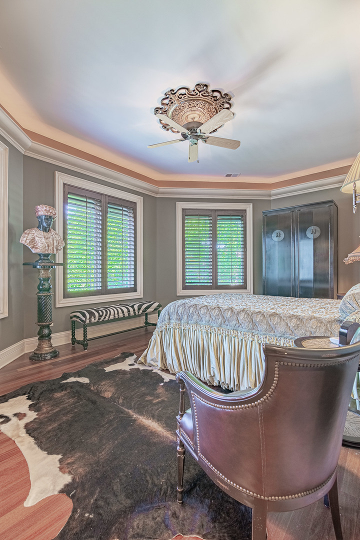 113 Carmela Court, Bloomingdale, IL 60108