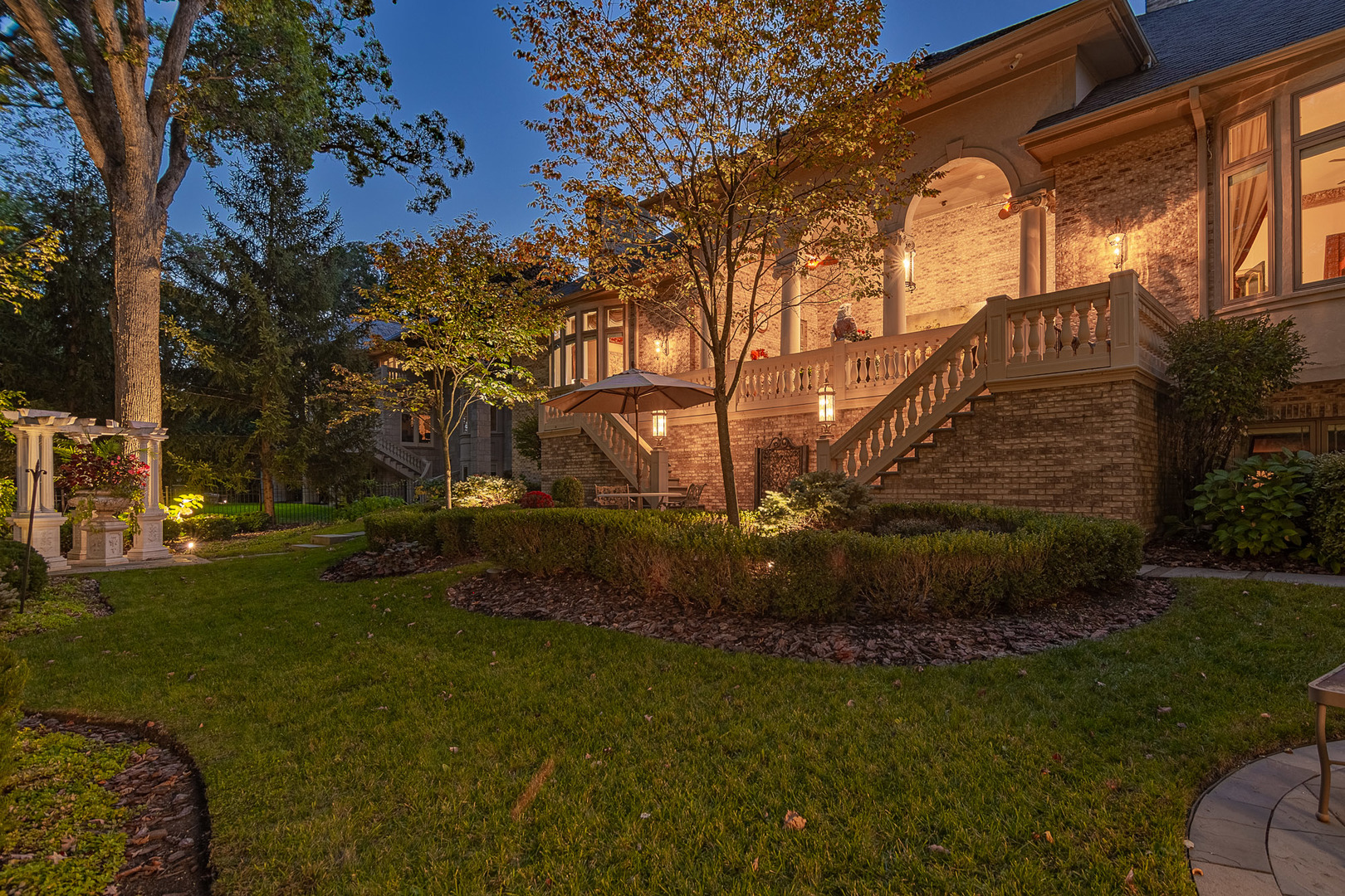 113 Carmela Court, Bloomingdale, IL 60108