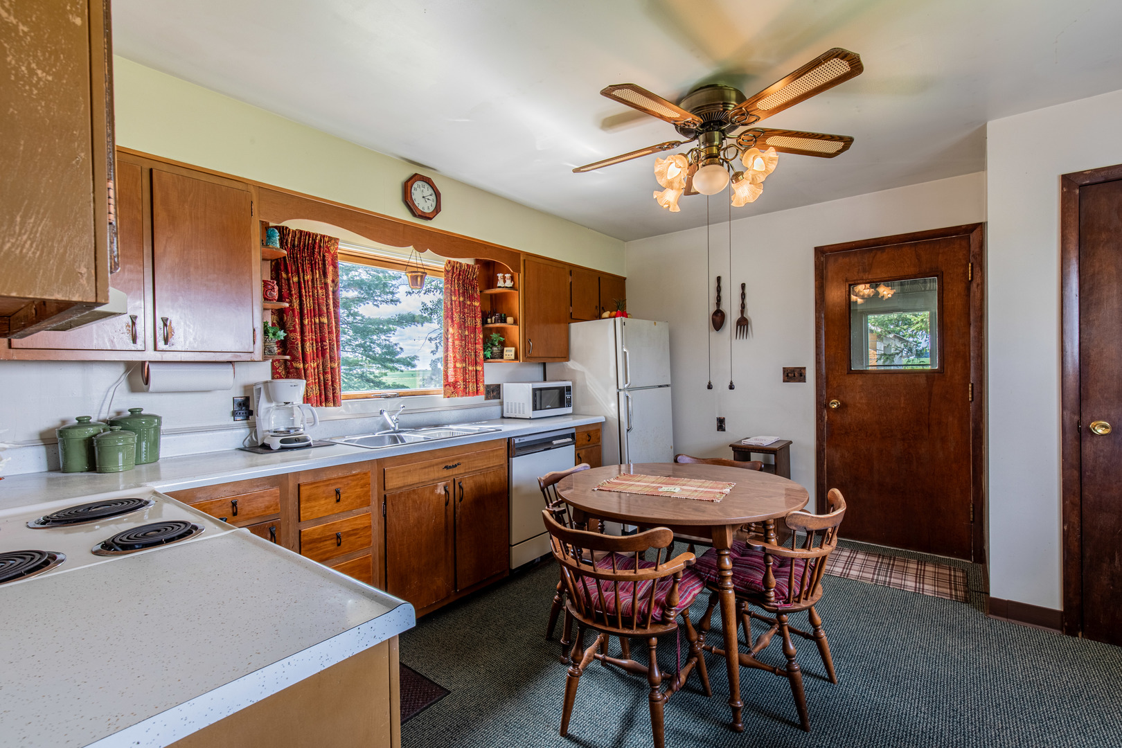 13481 US Hwy 6, Wyanet, IL 61379
