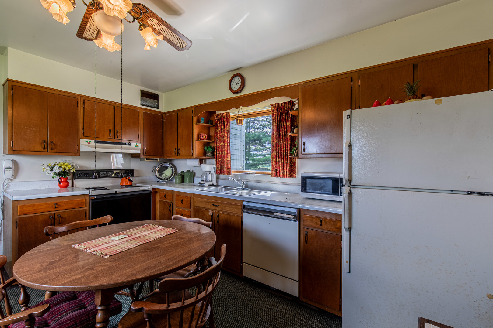 13481 US Hwy 6, Wyanet, IL 61379