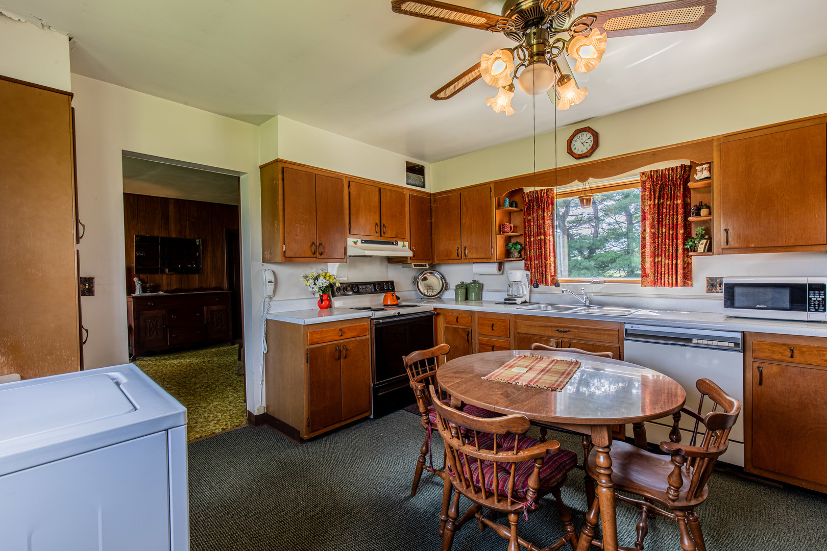 13481 US Hwy 6, Wyanet, IL 61379