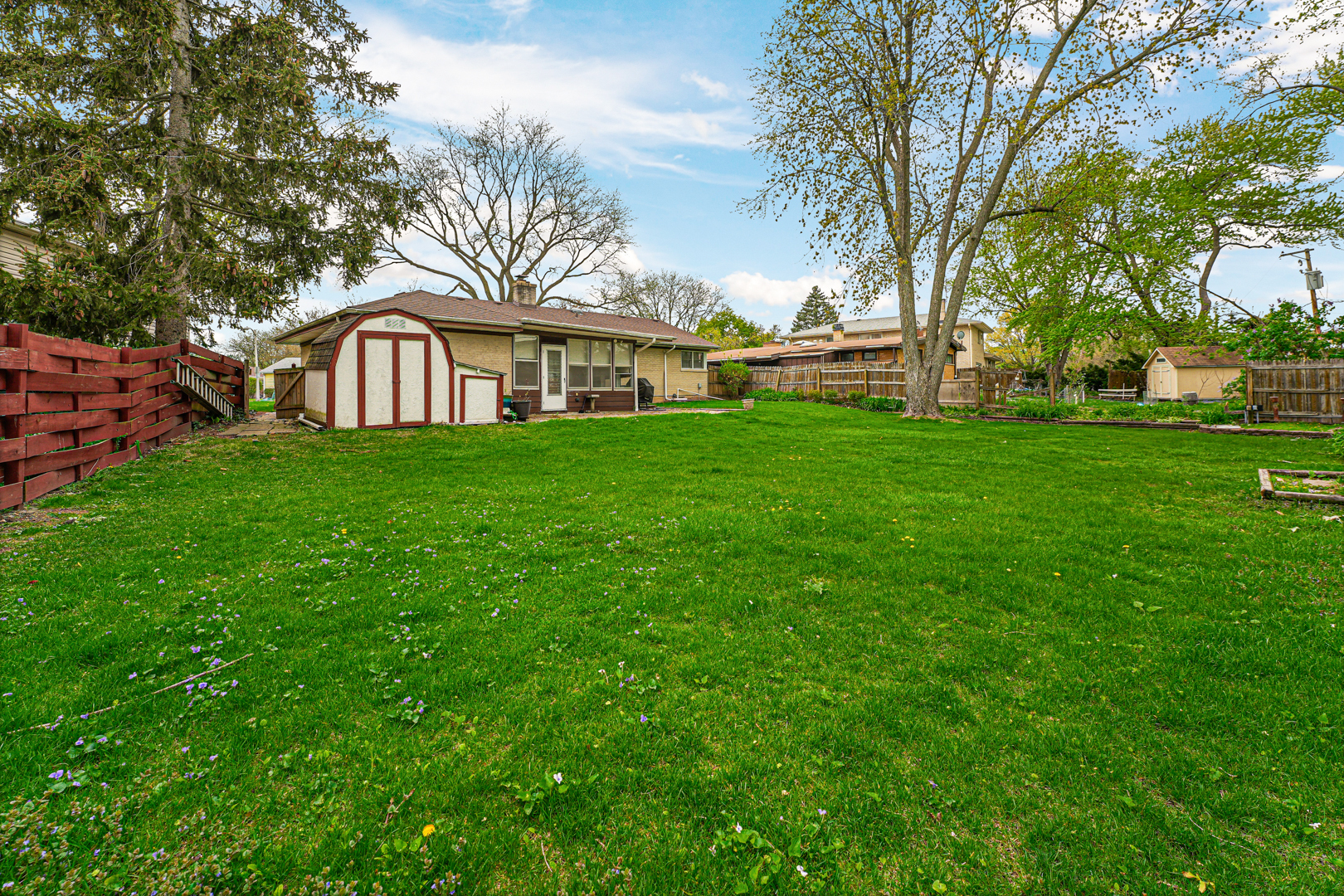 106 W Hickory Road, Lombard, IL 60148