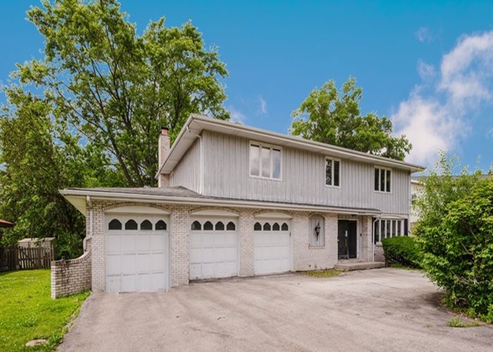 3045 Scott Crescent, Flossmoor, IL 60422
