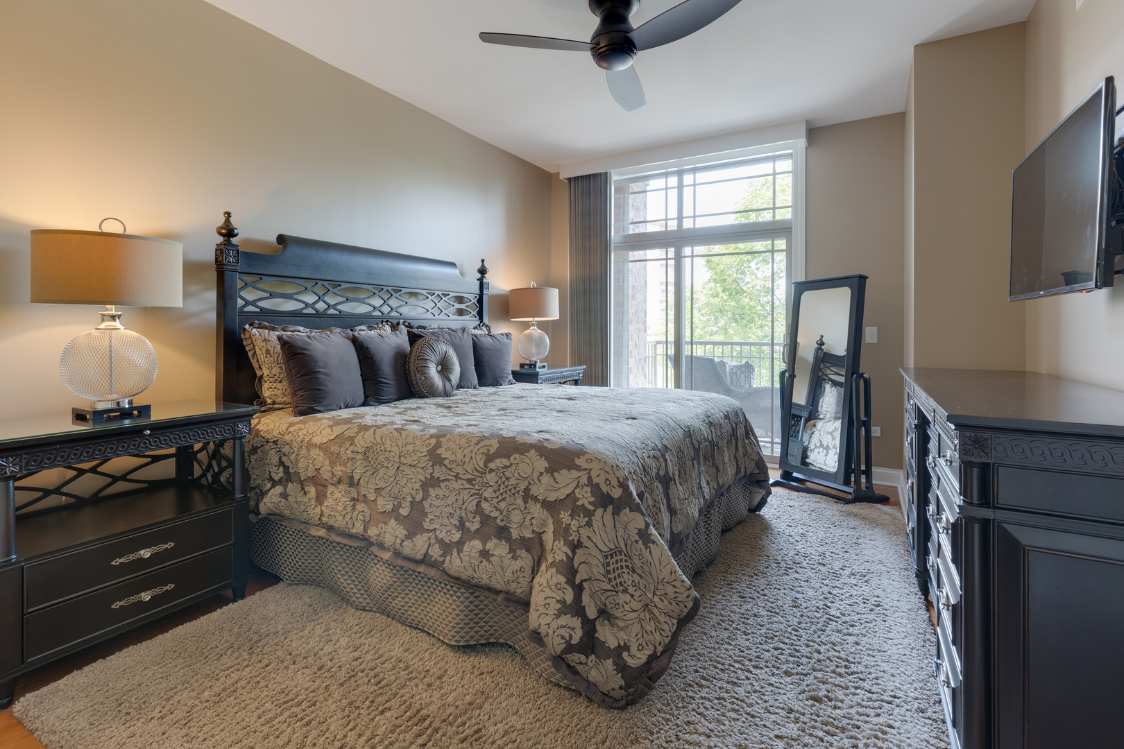 115 Prairie Park Drive #201, Wheeling, IL 60090