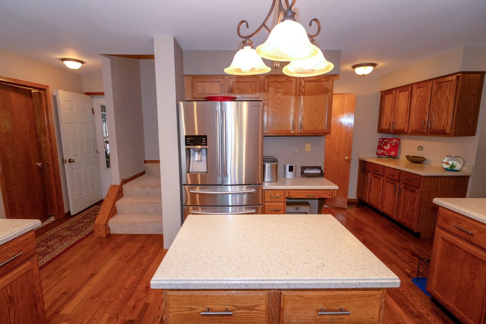 600 Salceda Drive, Mundelein, IL 60060