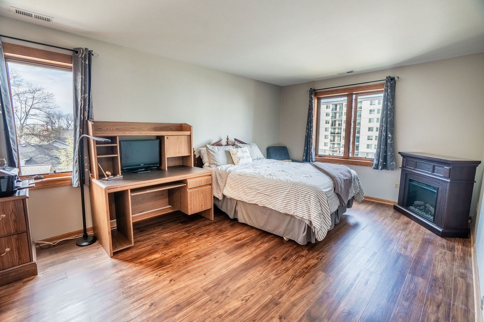 212 W Saint Charles Road #410, Lombard, IL 60148