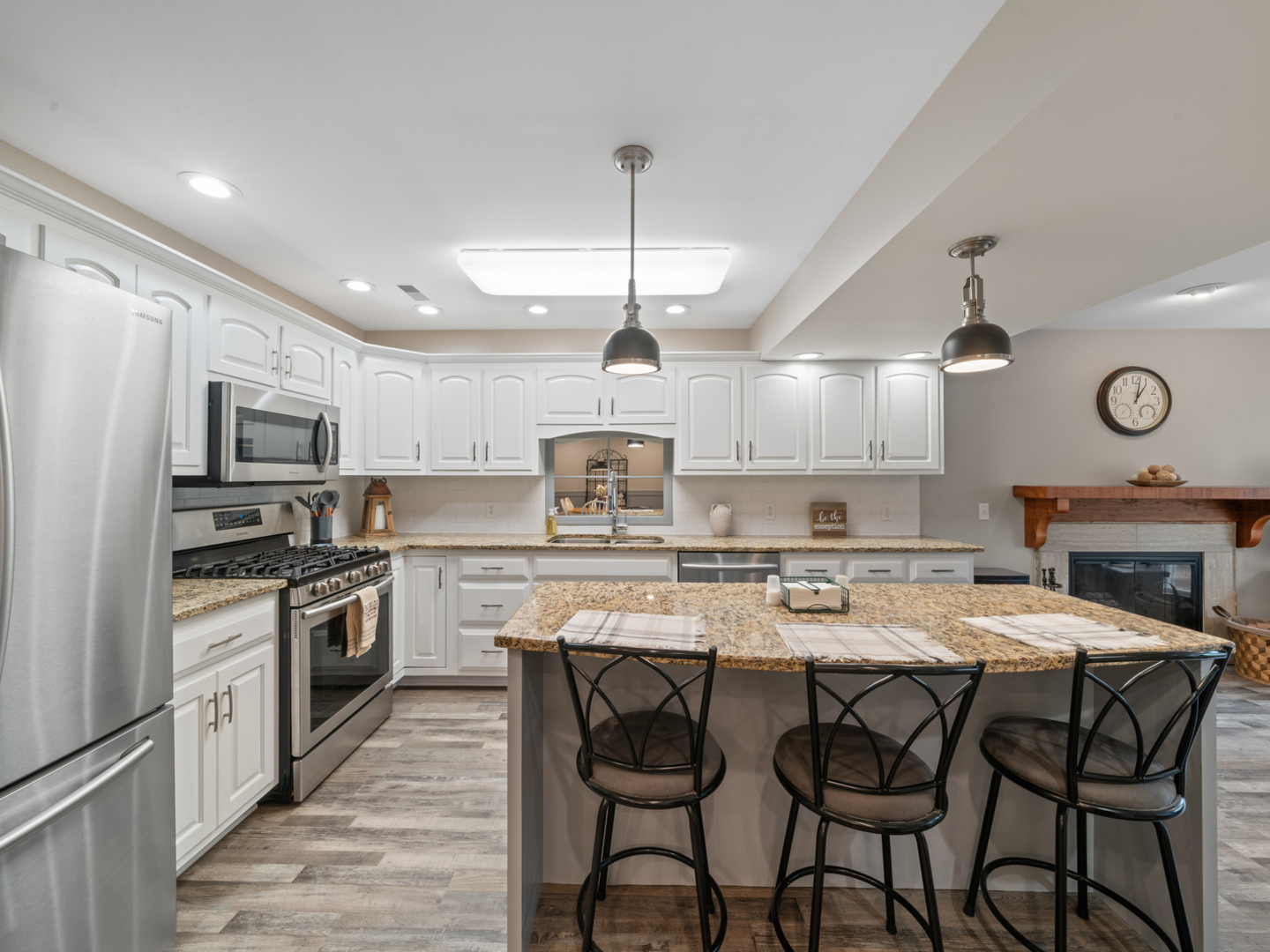 3 Oak Ridge Drive, Newark, IL 60541