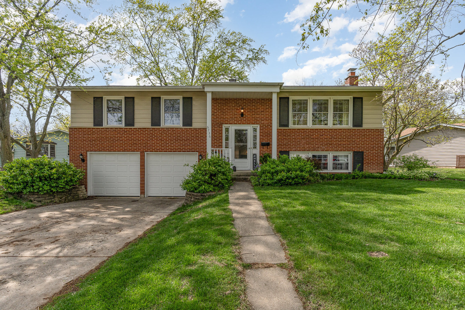 6736 Patton Drive, Woodridge, IL 60517