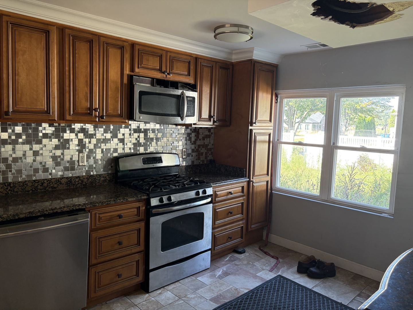 3N750 Wood Dale Road, Addison, IL 60101