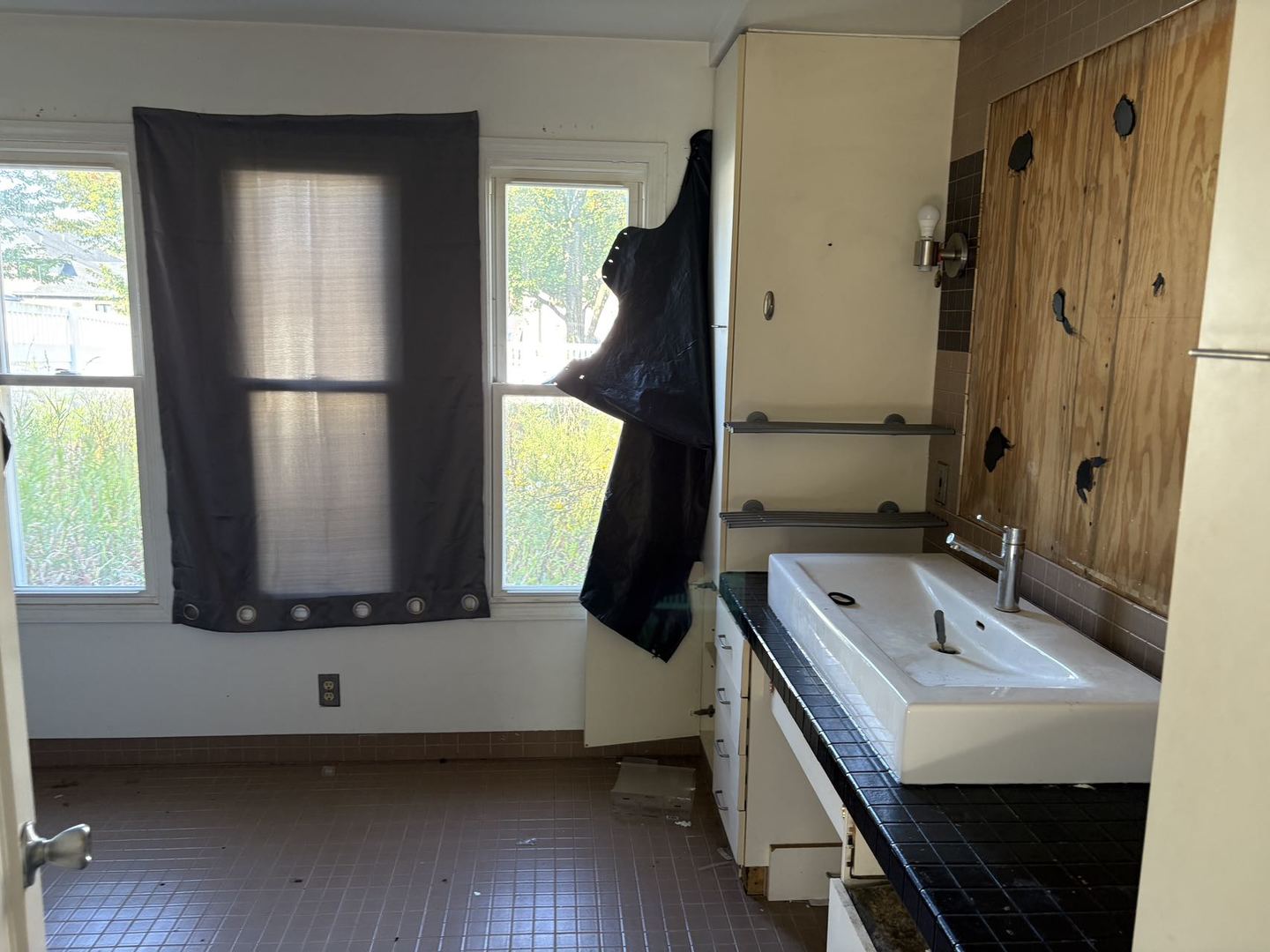 3N750 Wood Dale Road, Addison, IL 60101