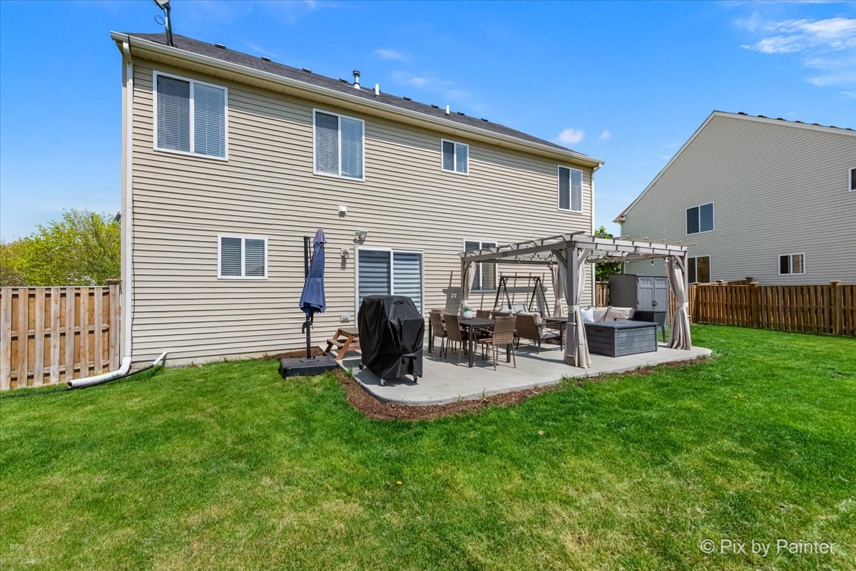 8208 Wild Rose Trail, Joliet, IL 60431