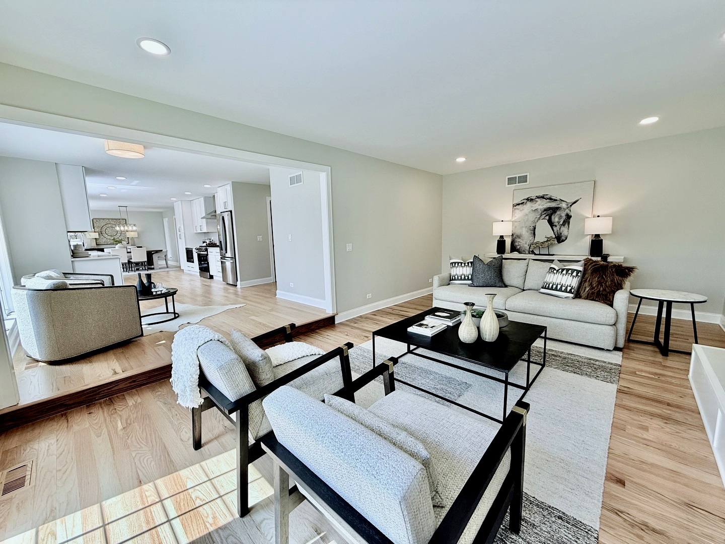 478 Chippewa Drive, Naperville, IL 60563