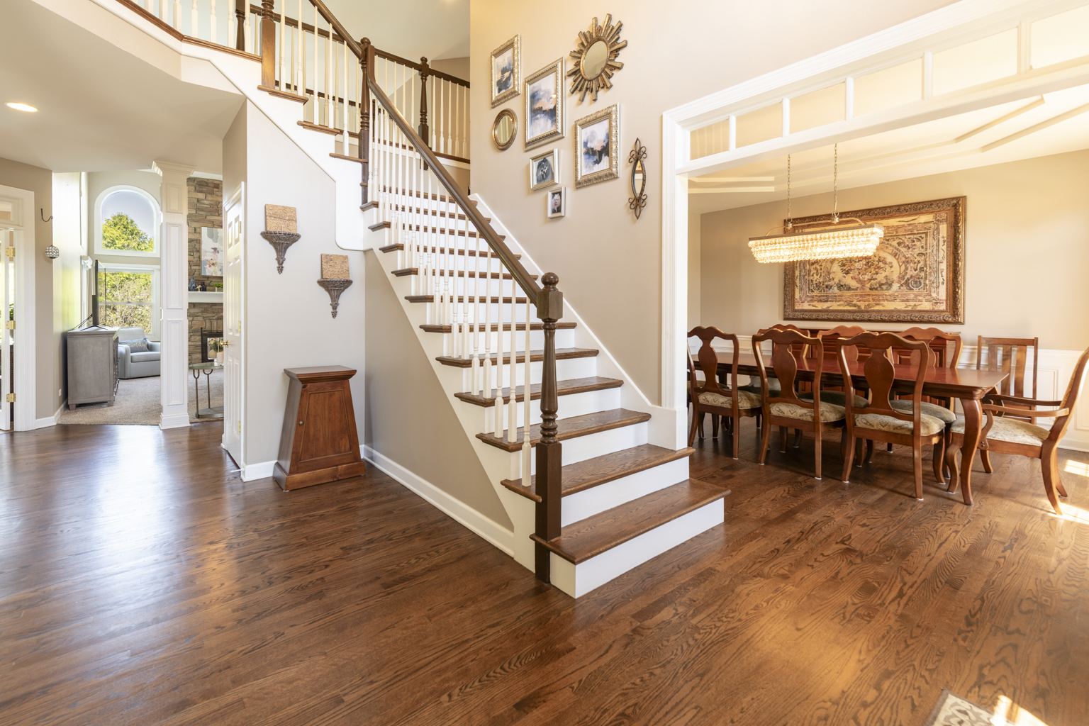 750 Tudor Court, Sugar Grove, IL 60554