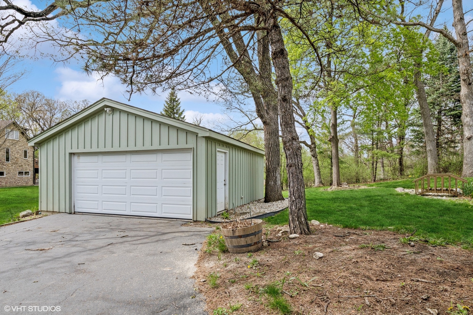 23460W N Lakewood Lane, Lake Zurich, IL 60047