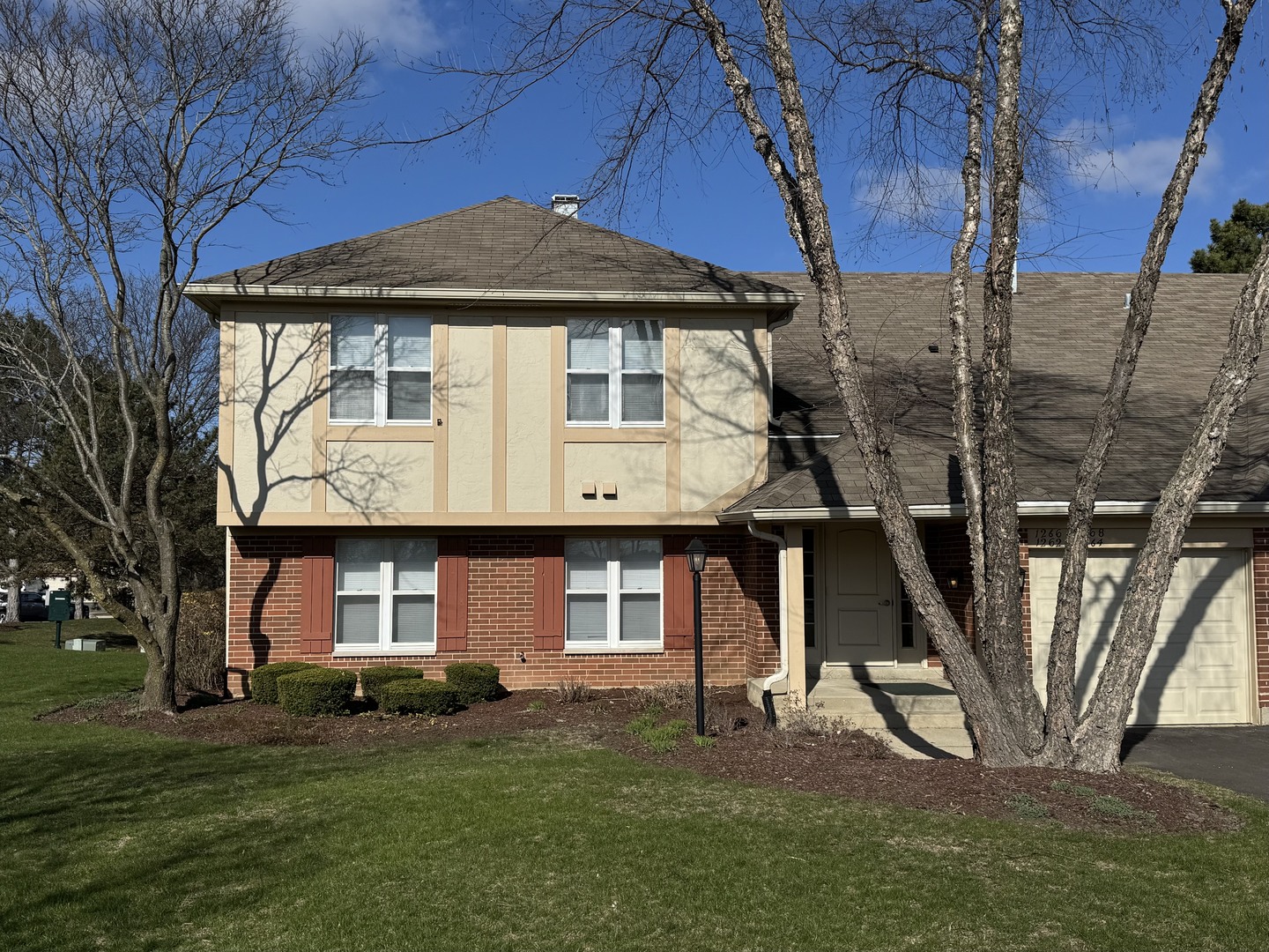 1266 N Regency Drive #387, Vernon Hills, IL 60061