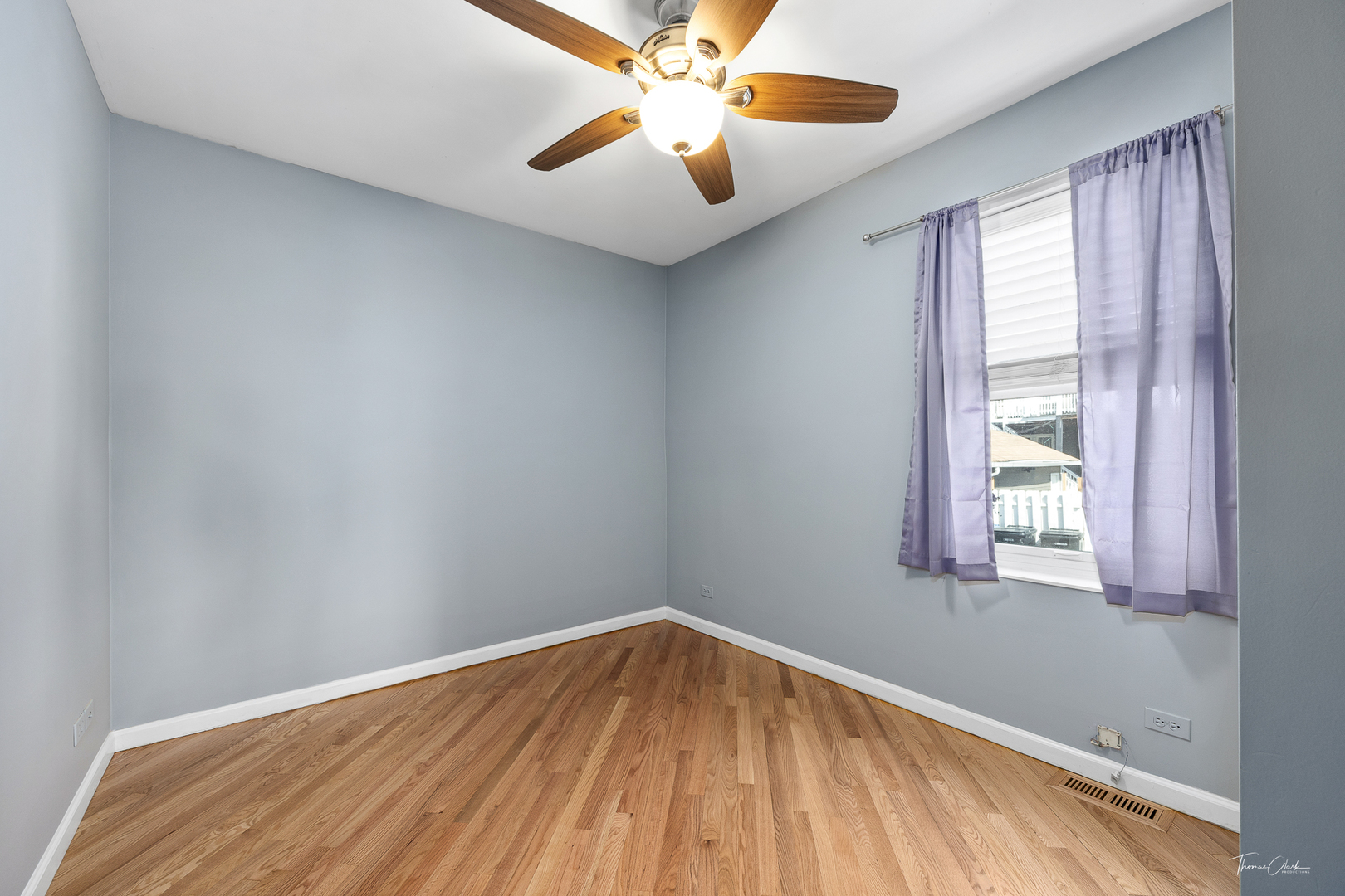 5142 W Nelson Street #1, Chicago, IL 60641
