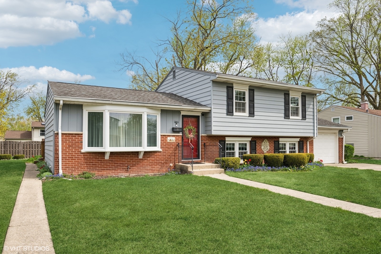 1466 E Anderson Drive, Palatine, IL 60074