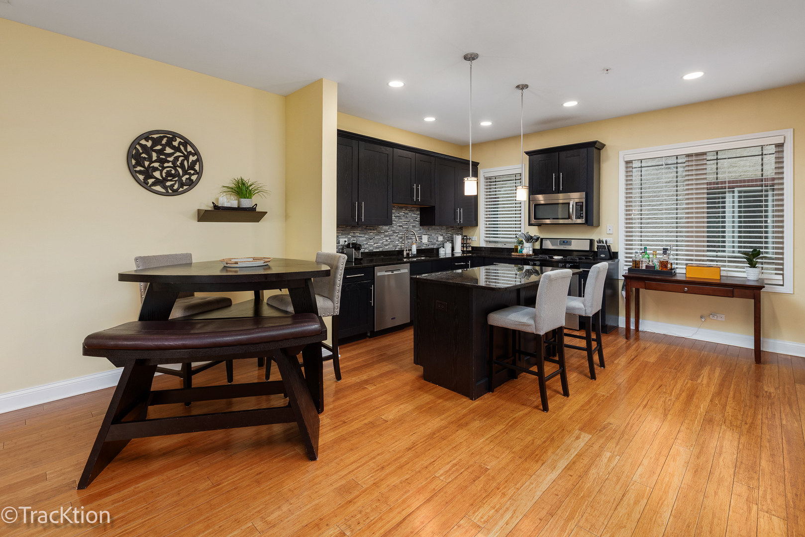 922 Warren Avenue #103, Downers Grove, IL 60515