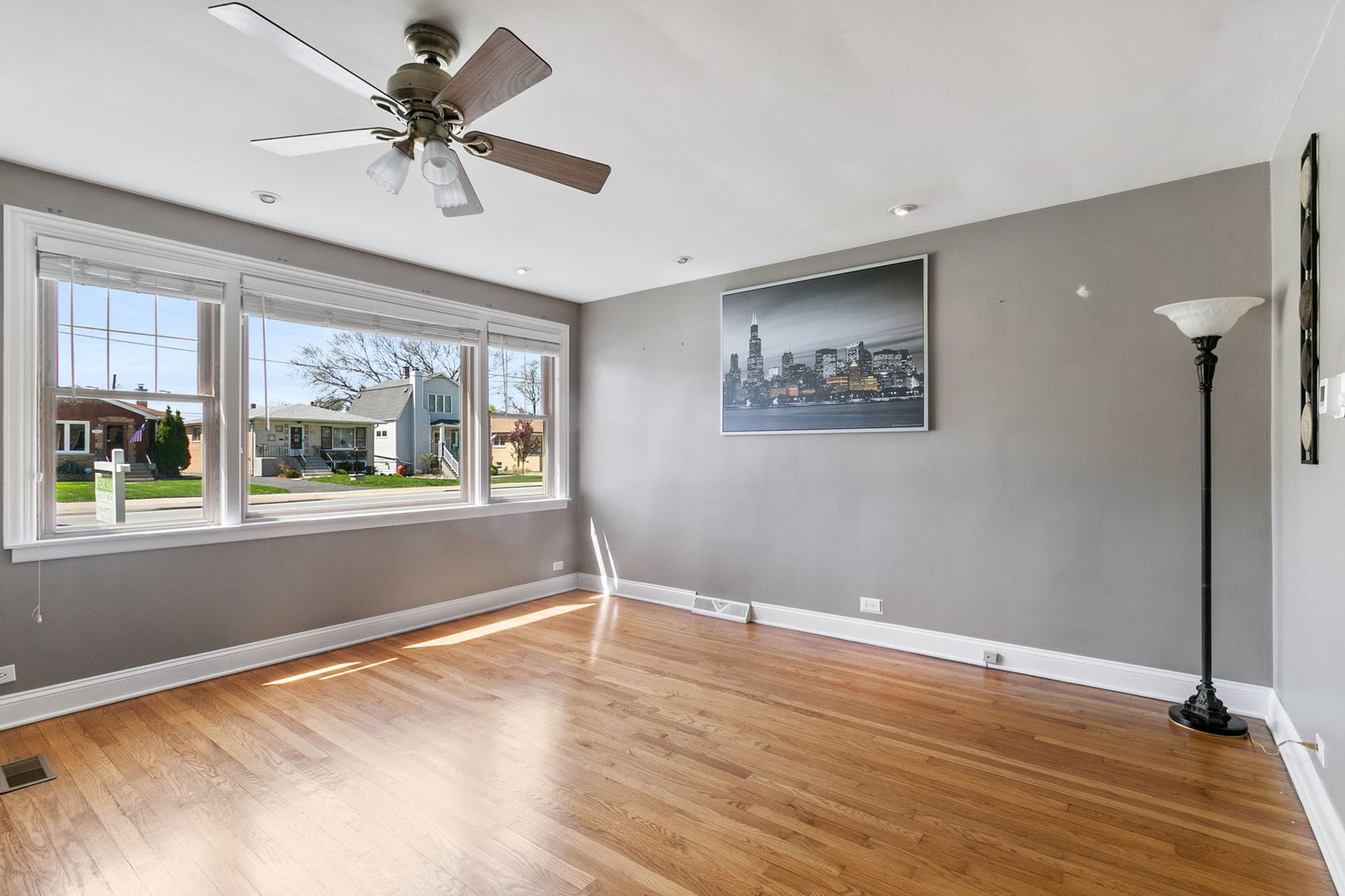 10927 S KEDZIE Avenue, Chicago, IL 60655