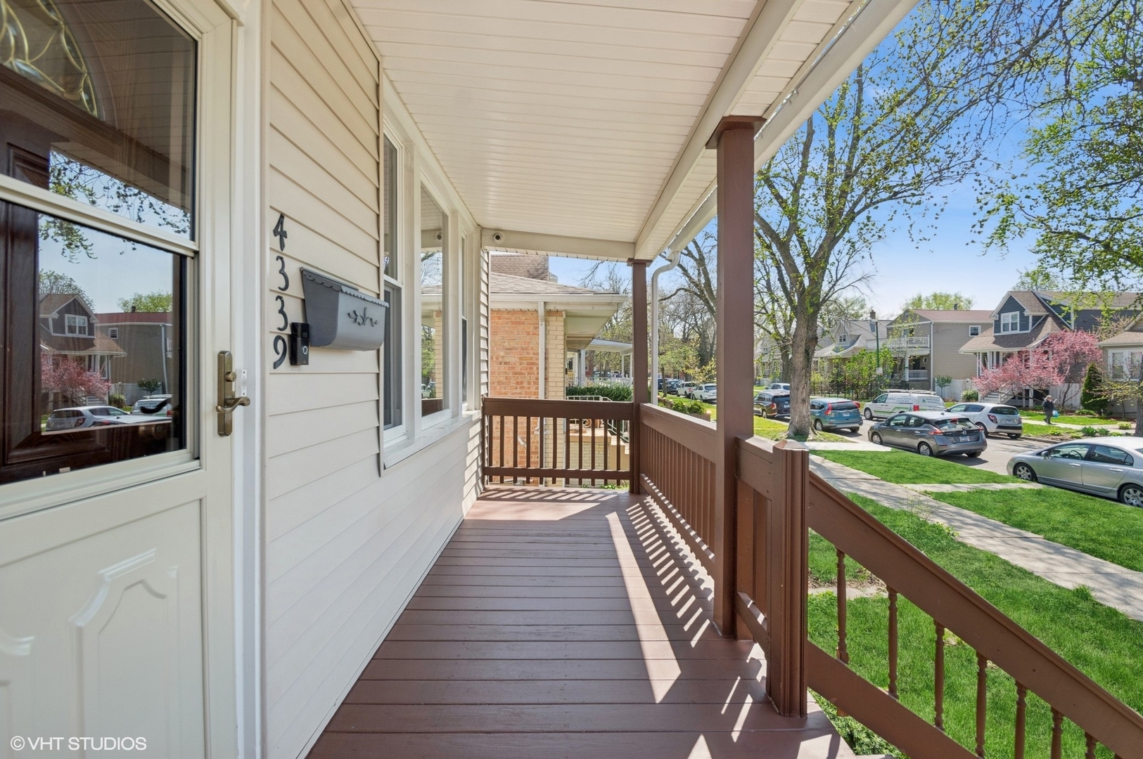 4339 N Ridgeway Avenue, Chicago, IL 60618