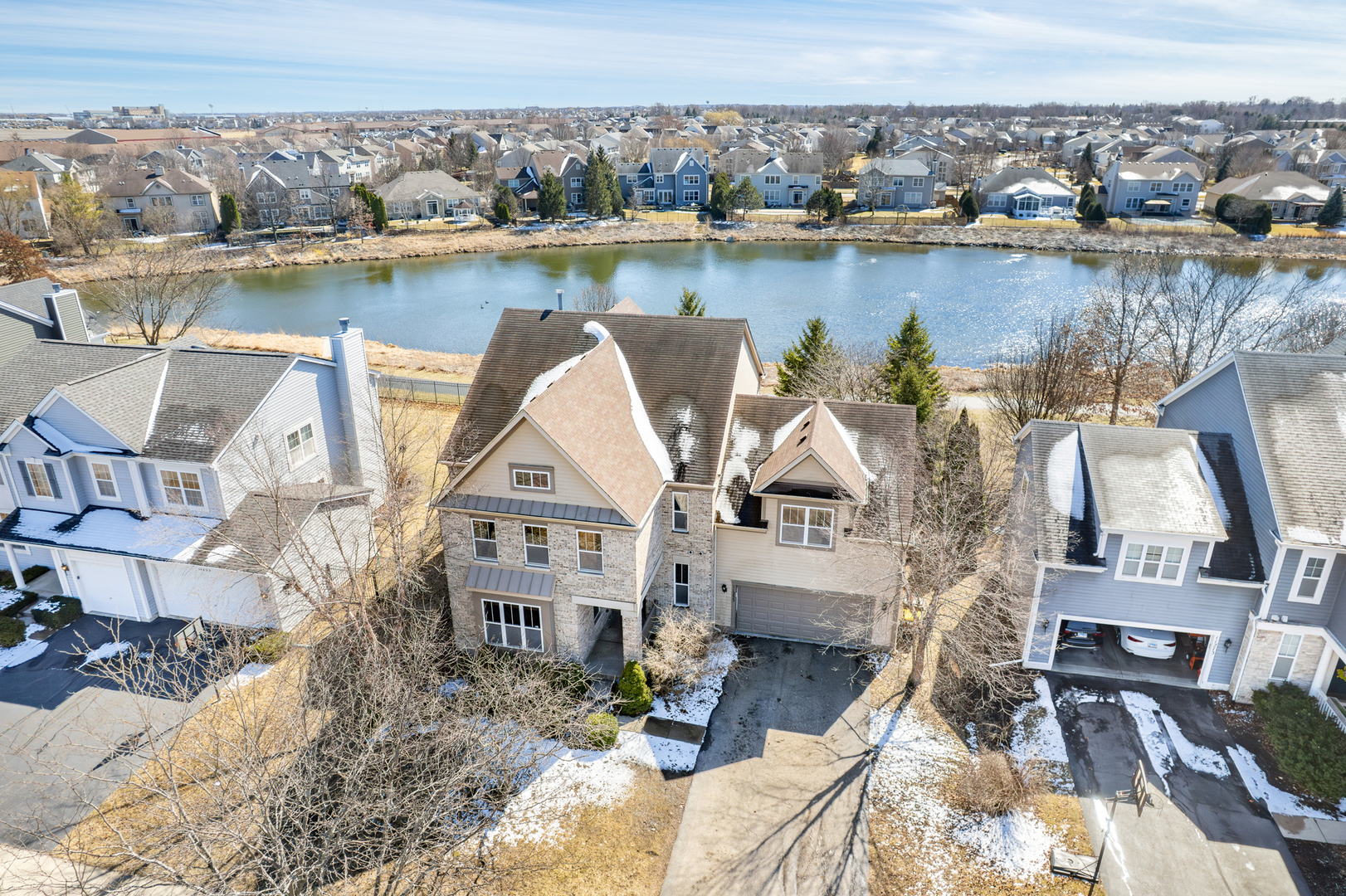 11253 Victoria Lane, Huntley, IL 60142