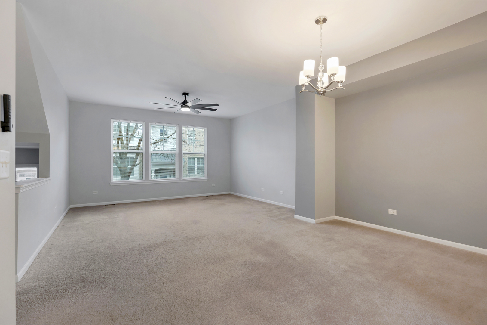 5546 Cambridge Way #5546, Hanover Park, IL 60133