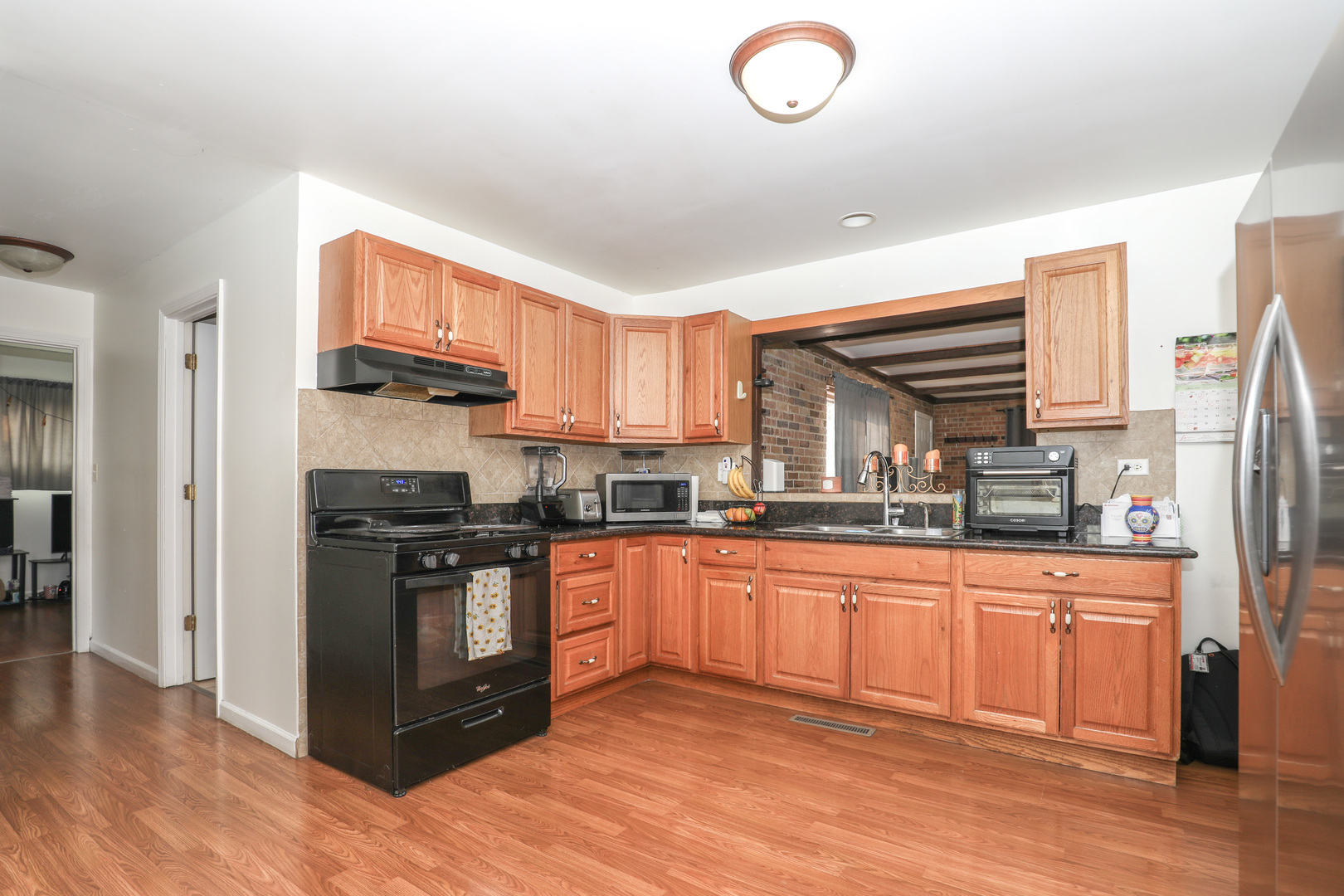 18557 W Country Lane, Grayslake, IL 60030