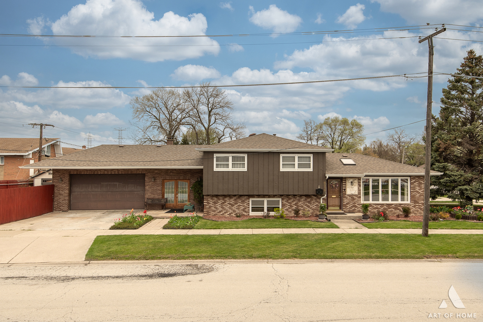 8356 Oak Park Avenue, Burbank, IL 60459