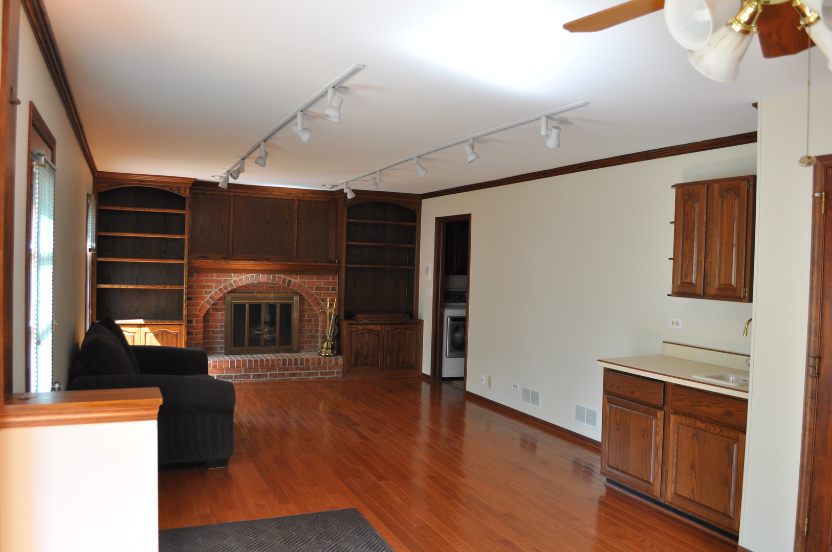 1272 N Scarlet Drive, Addison, IL 60101