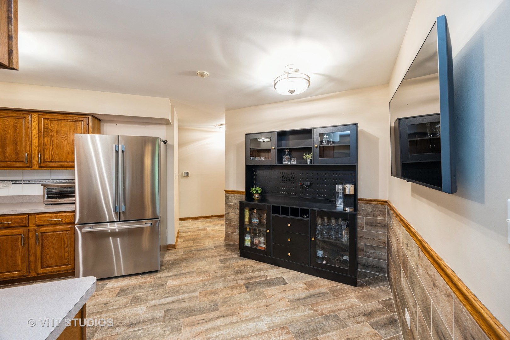 8503 HEMLOCK Lane, Darien, IL 60561