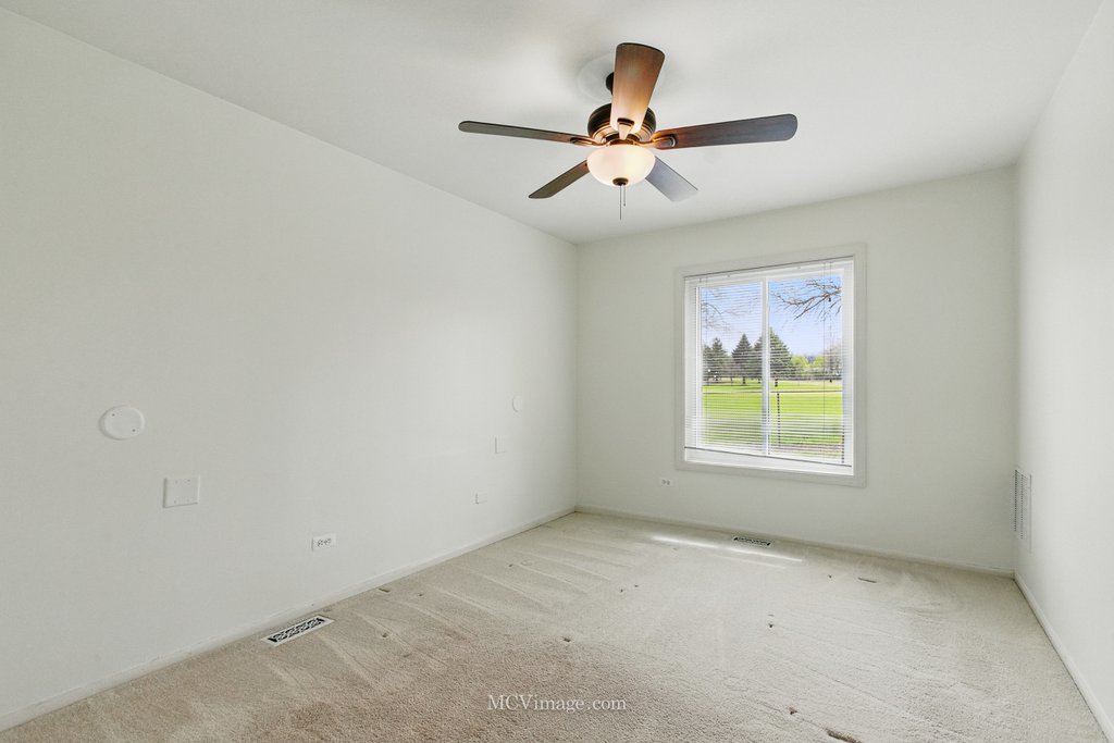 317 Memory Lane #4-1, Westmont, IL 60559