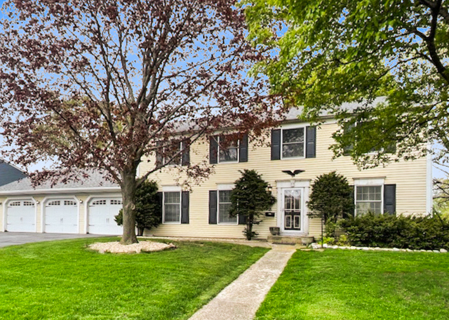 65 Old Post Road, Montgomery, IL 60538
