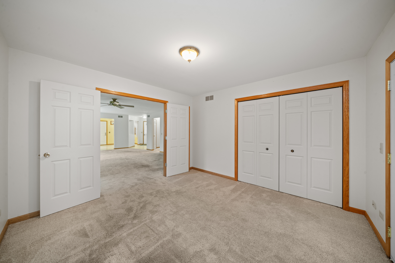 471 W Miller Avenue, Hinckley, IL 60520