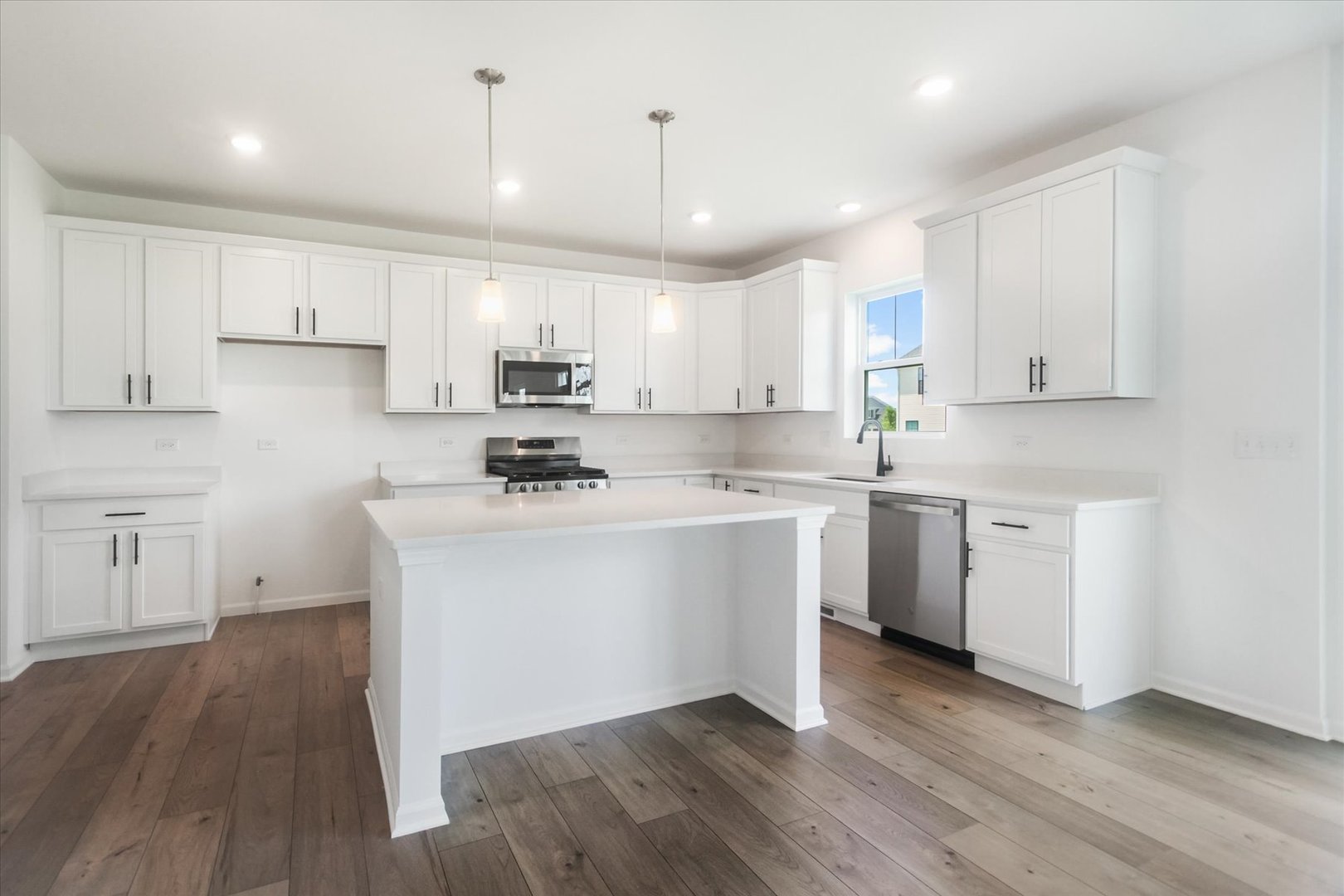 11381 Saxony Street, Huntley, IL 60142