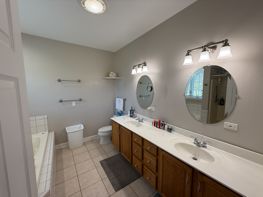 17N975 Harmony Road, Hampshire, IL 60140