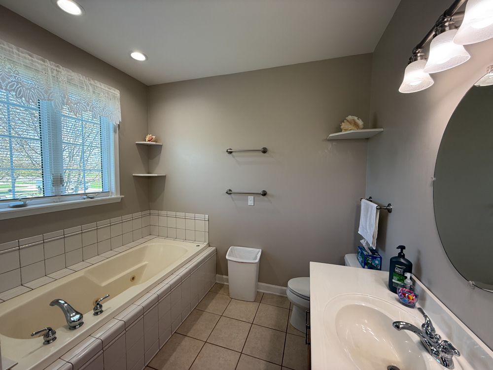 17N975 Harmony Road, Hampshire, IL 60140