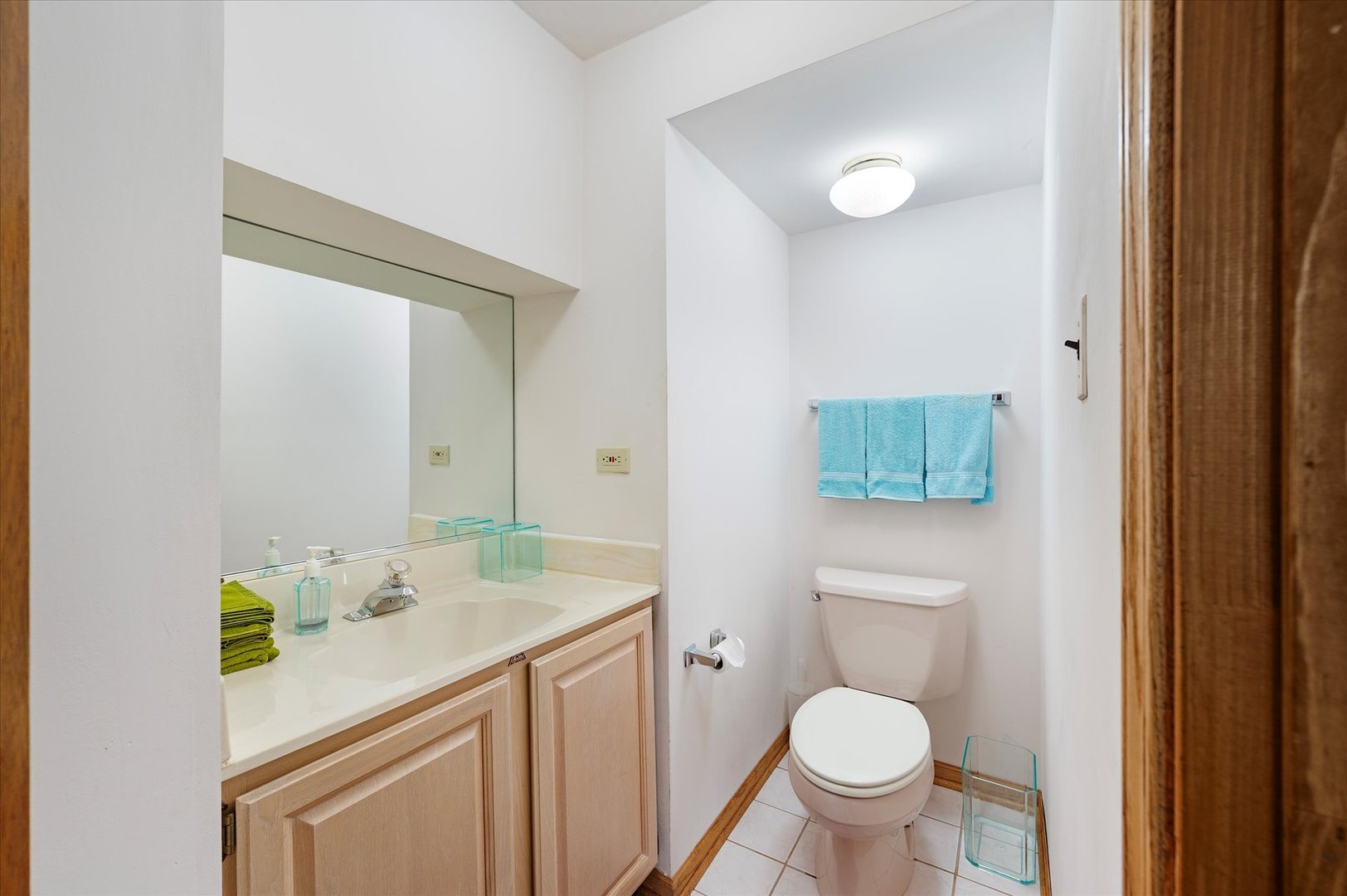 1144 W Trinity Drive, Addison, IL 60101