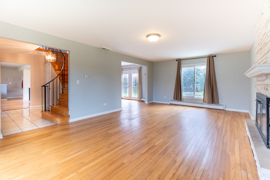 818 Geddes Court, Winthrop Harbor, IL 60096