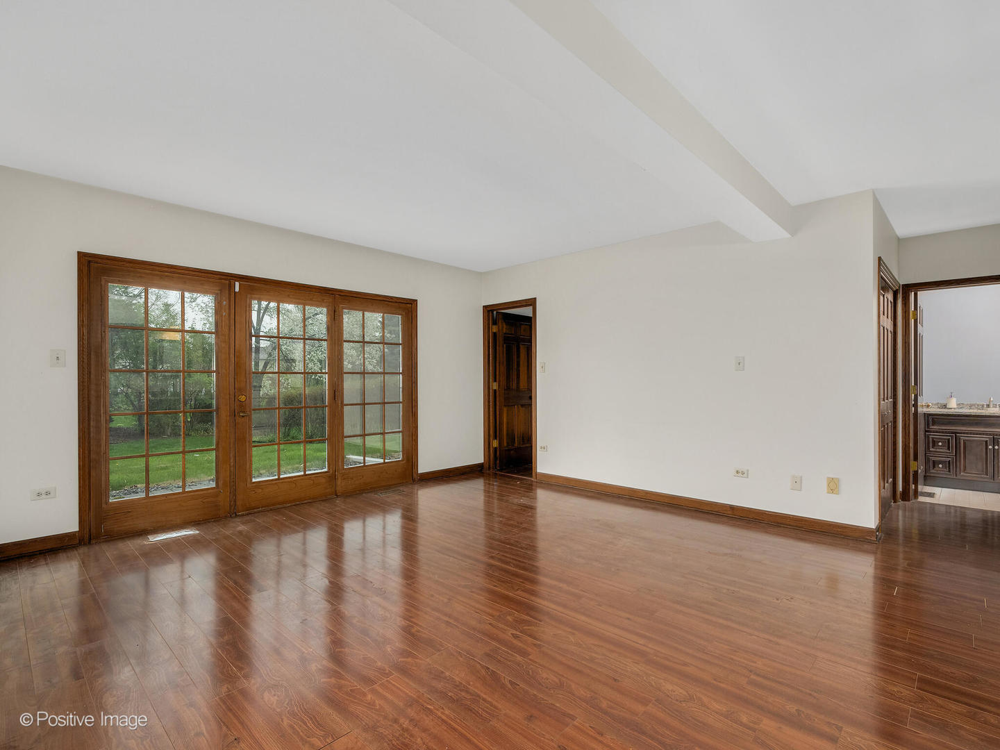 7549 Woodland Lane, Burr Ridge, IL 60527