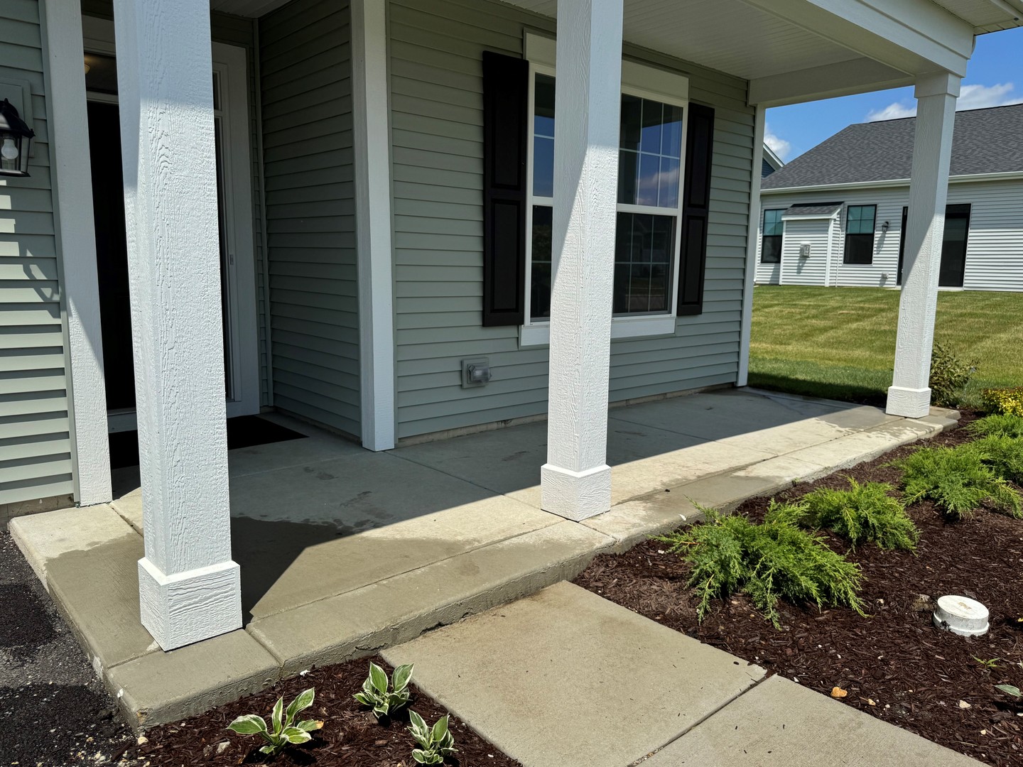 713 Alberta Avenue, Oswego, IL 60543