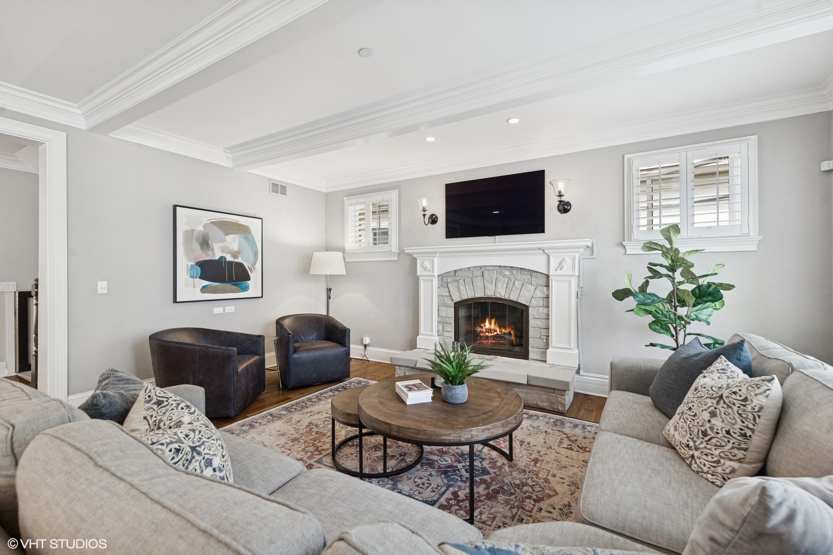 345 Scott Avenue, Glen Ellyn, IL 60137