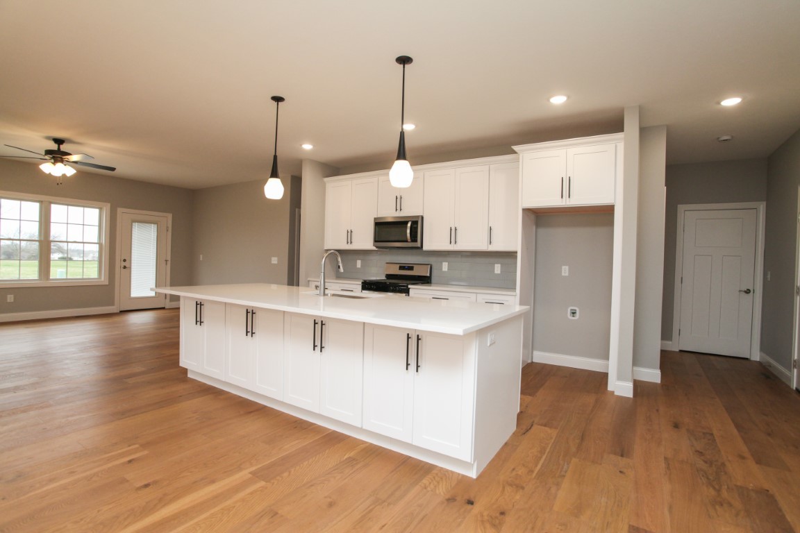 3 St. Ivans Circle, Bloomington, IL 61705