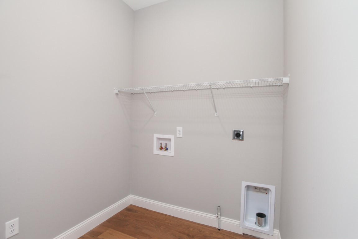 3 St. Ivans Circle, Bloomington, IL 61705