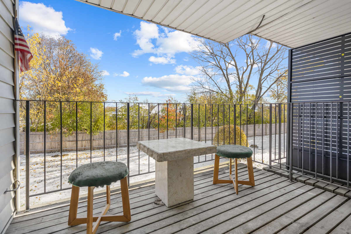 86 Gant Circle #F, Streamwood, IL 60107