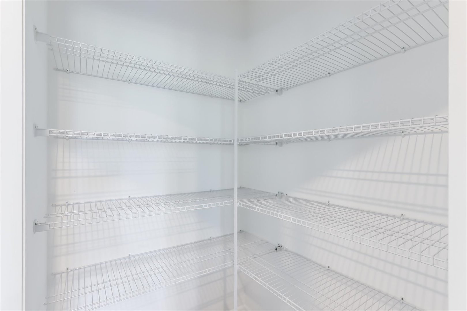 3 Harborside Way, Hawthorn Woods, IL 60047