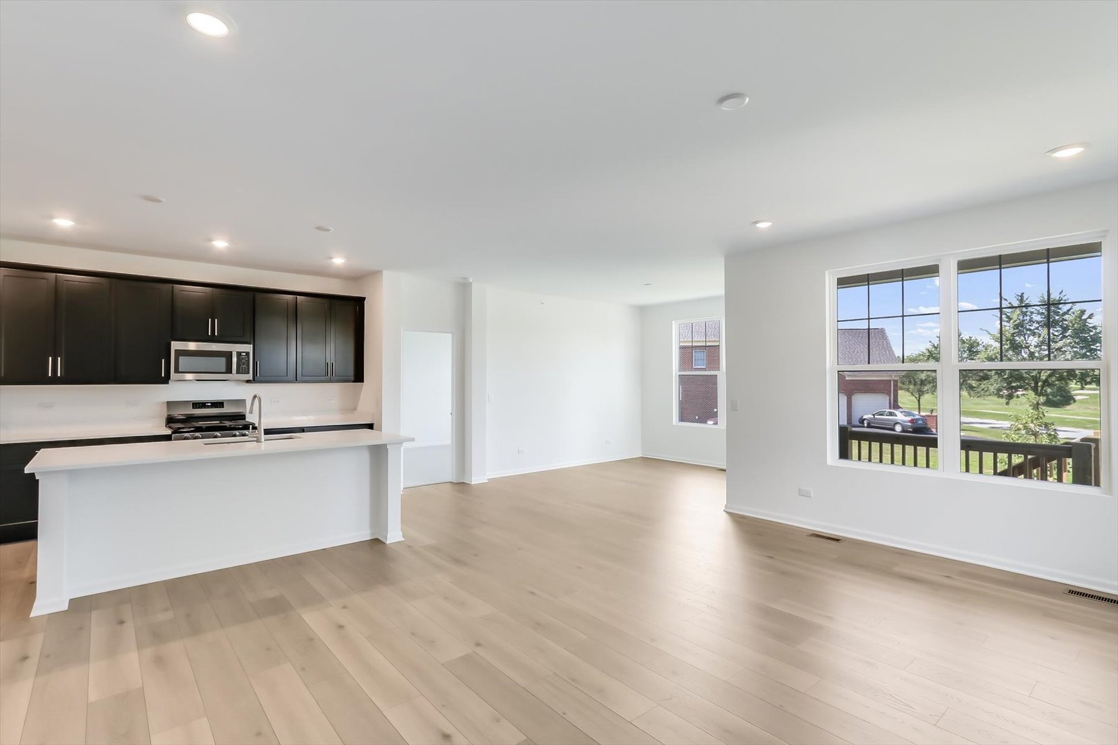 3 Harborside Way, Hawthorn Woods, IL 60047