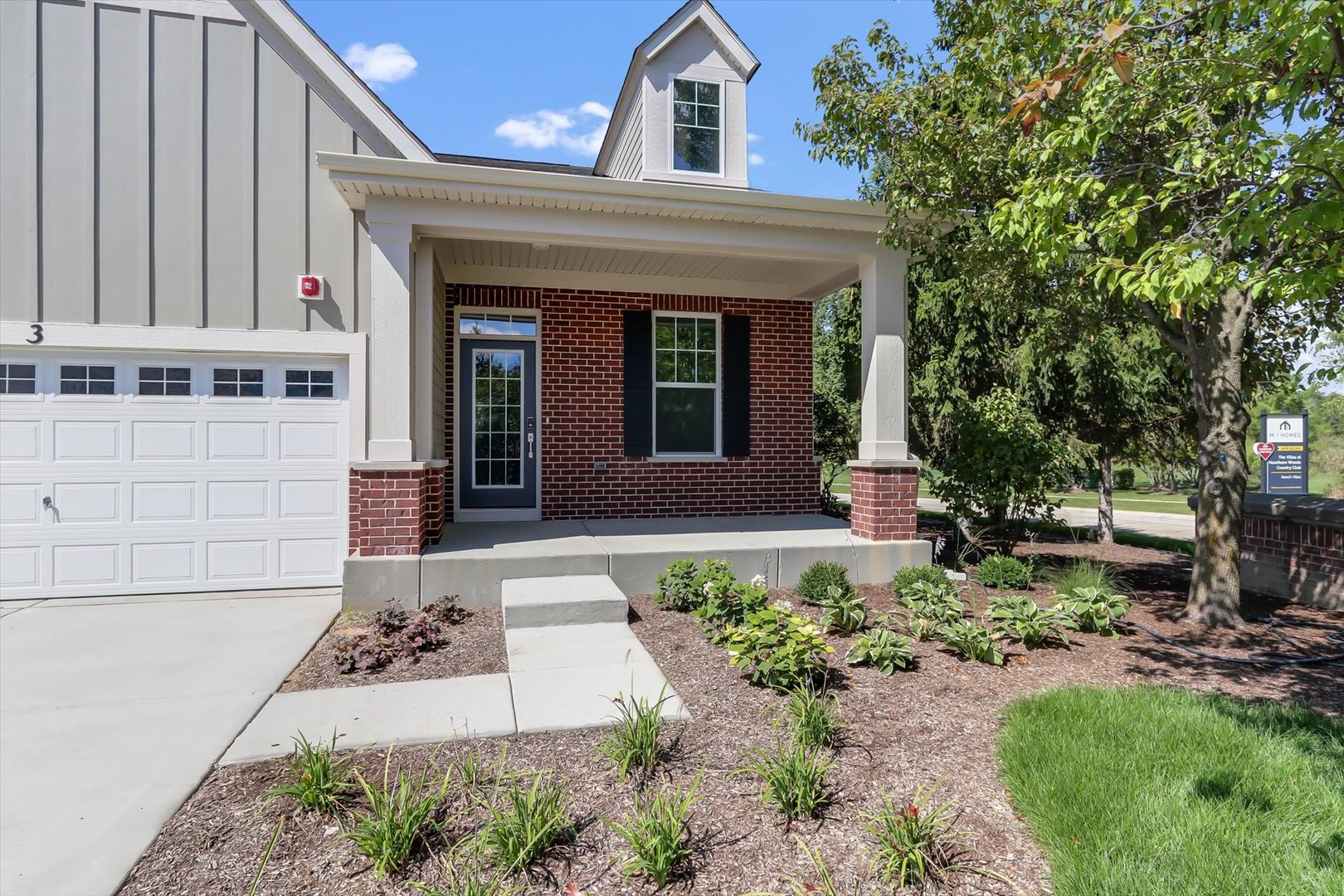 3 Harborside Way, Hawthorn Woods, IL 60047