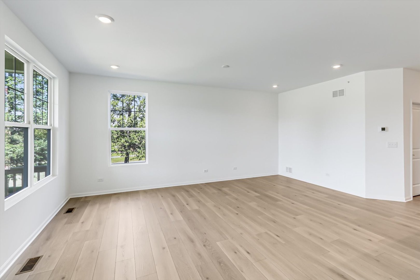 3 Harborside Way, Hawthorn Woods, IL 60047