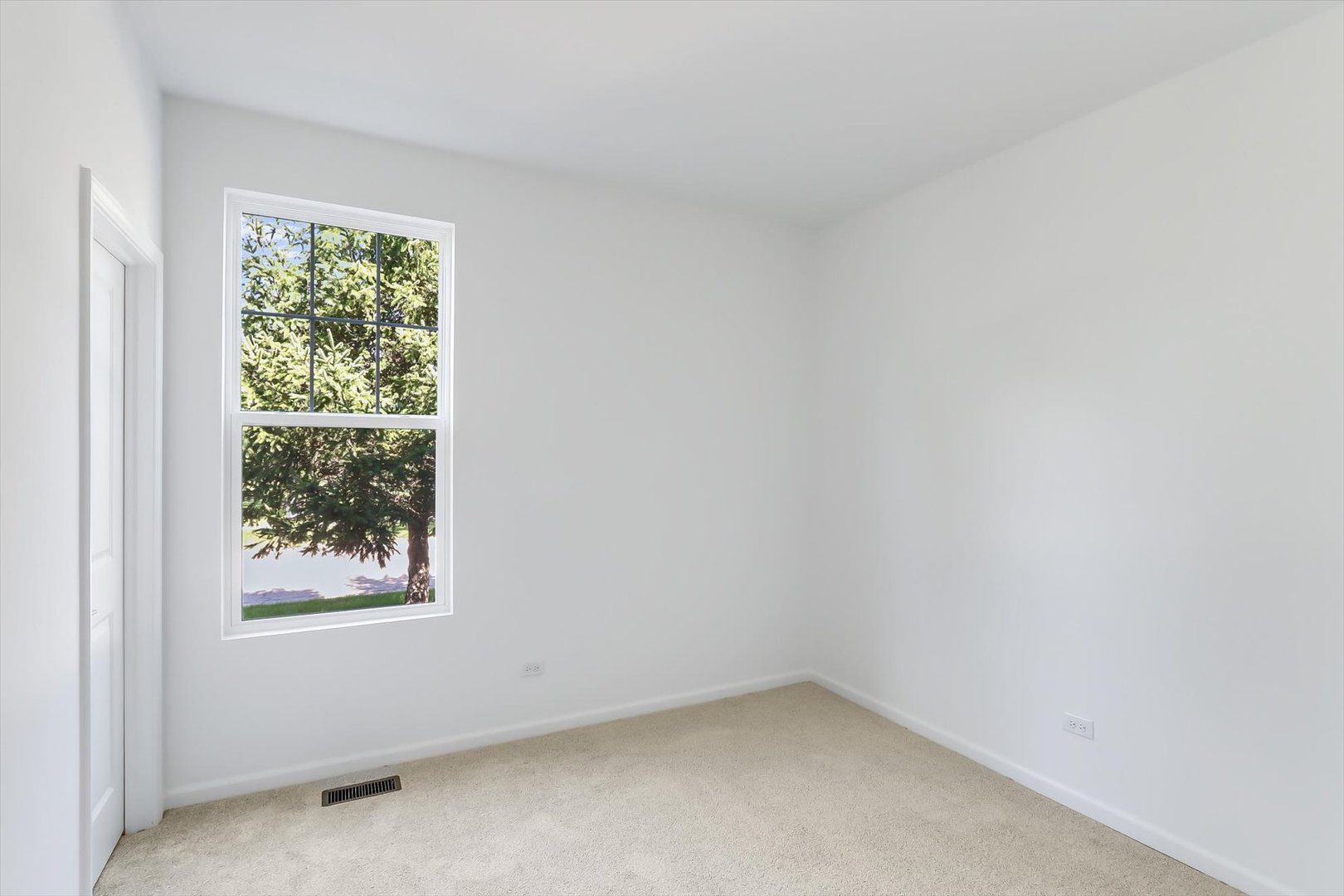 3 Harborside Way, Hawthorn Woods, IL 60047