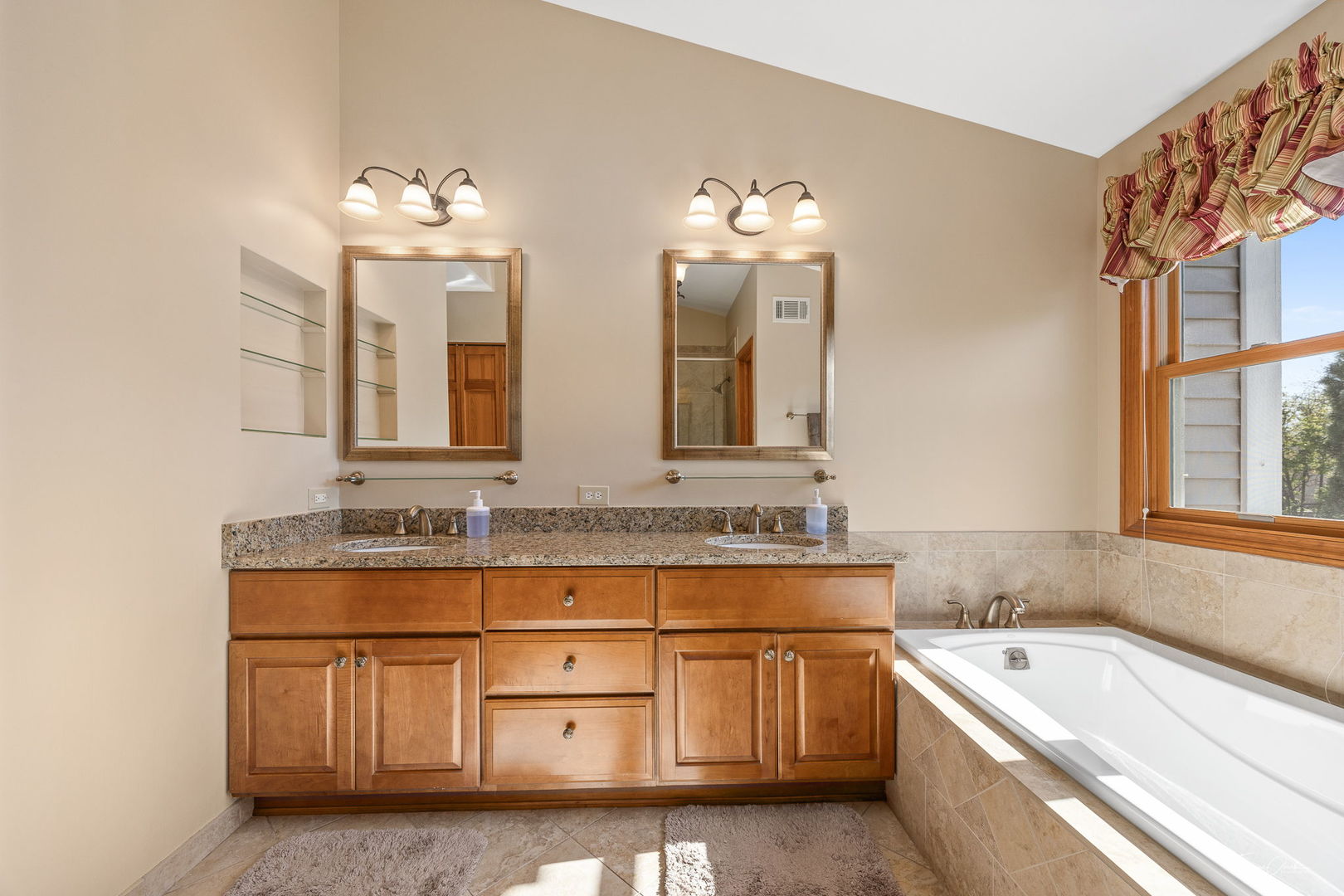 4558 Hatch Lane, Lisle, IL 60532